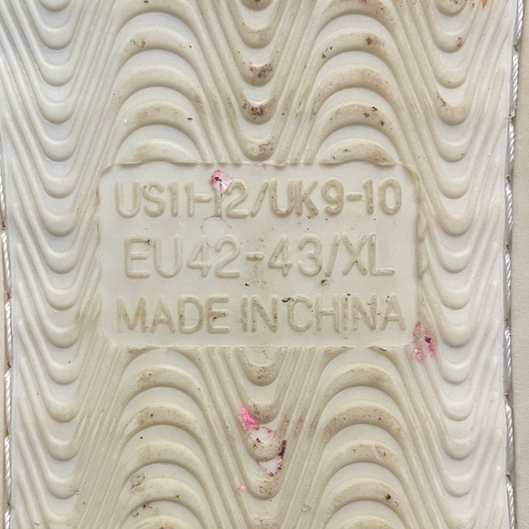 Cross Strap Black Puff Fuzzy Furry Fluffy Slip On Plush Slippers Size 11-12 - Picture 5 of 5